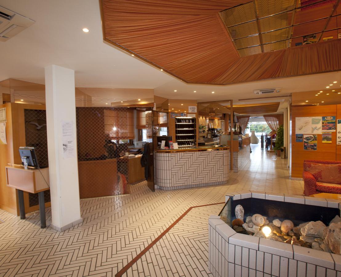 Hotel Gabbiano サン・ドミノ エクステリア 写真